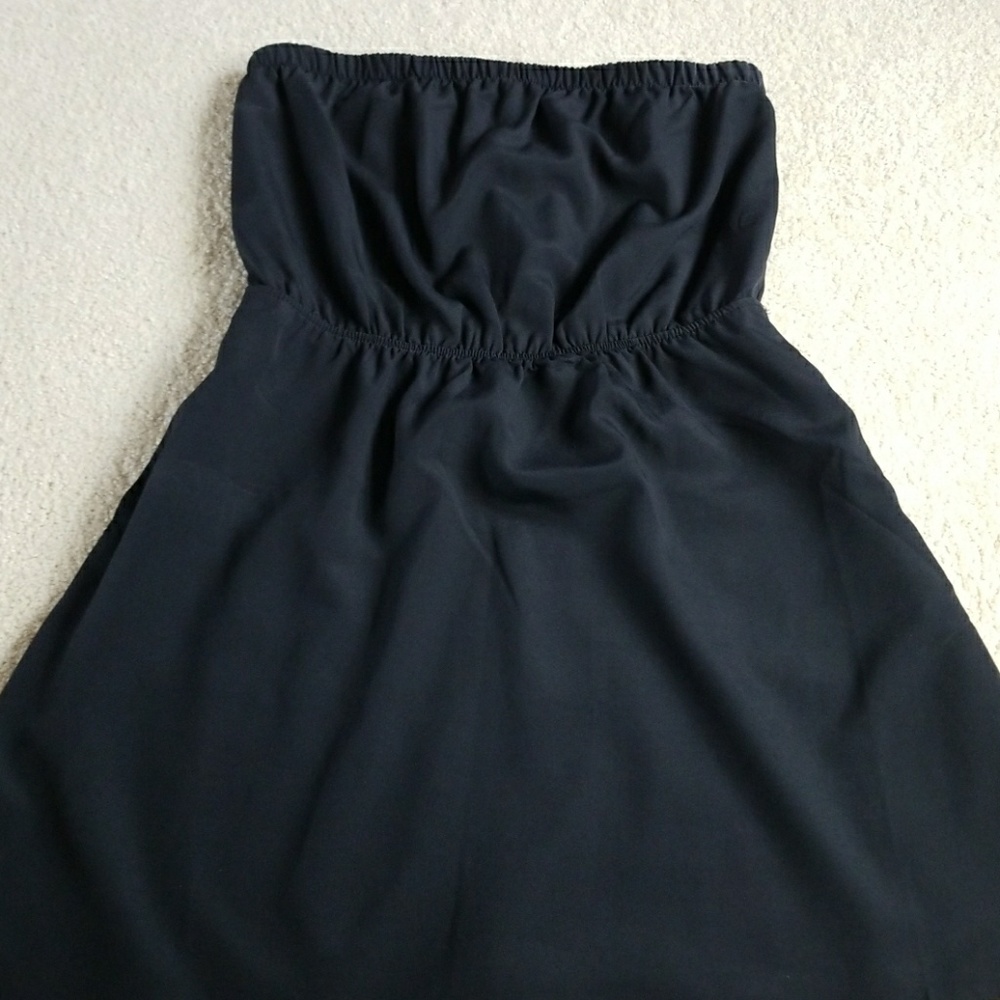 Strapless top